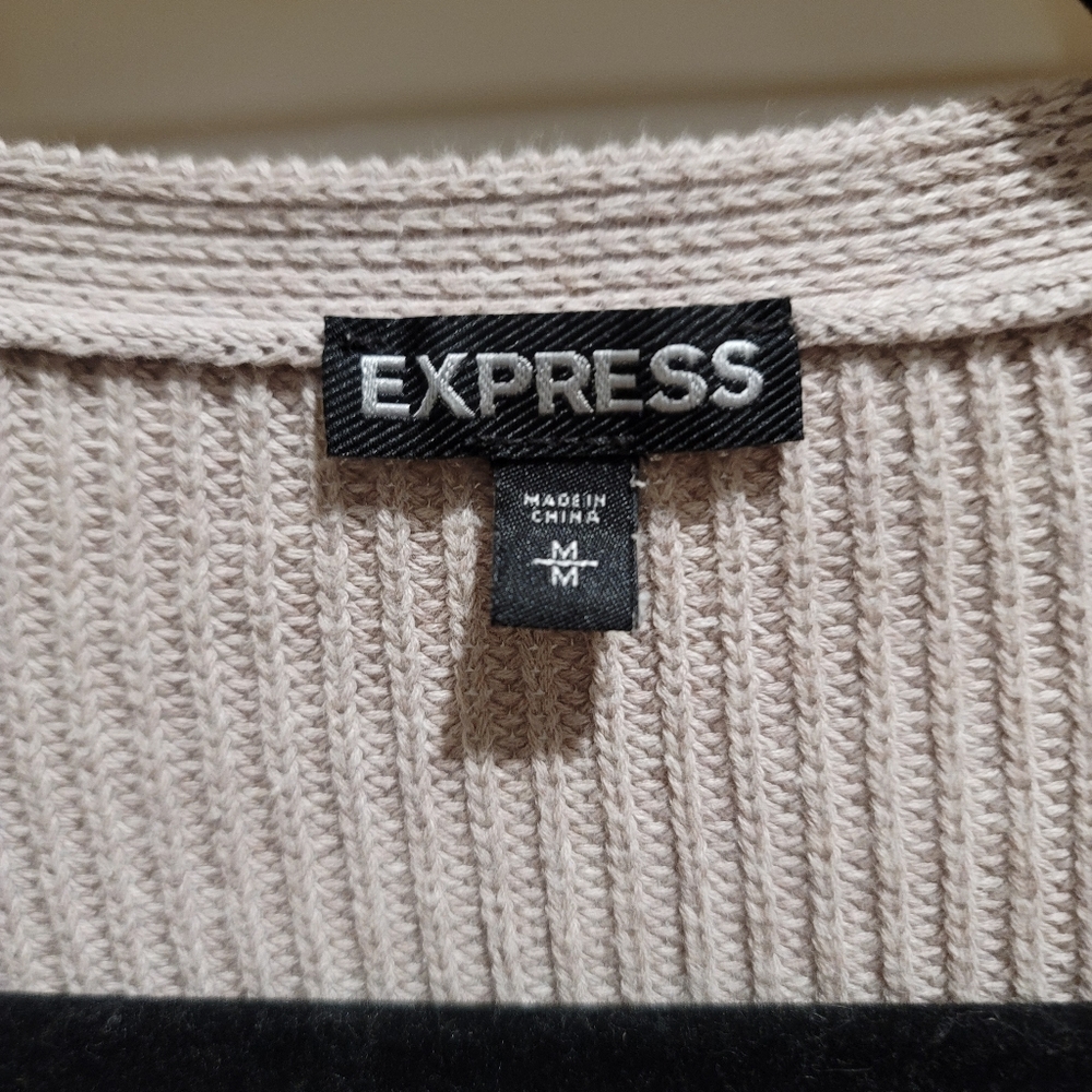Express Sweater - Picture 3 of 3